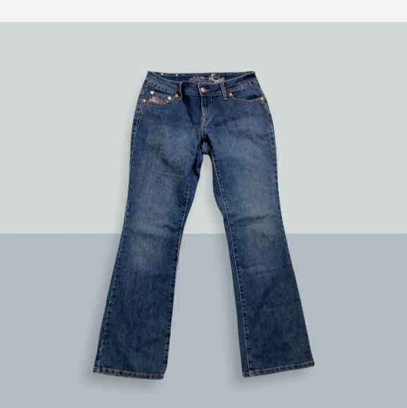 Style & Co Jeans Women's Med Wash Boot Cut Curvy 4P - Picture 10 of 11